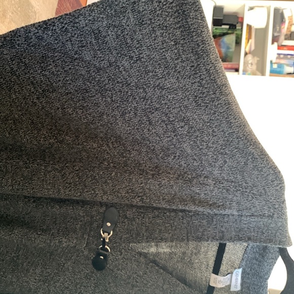 Catherines beautiful equestrian detail gray and black poncho top 5 x. NWOT - Picture 4 of 11